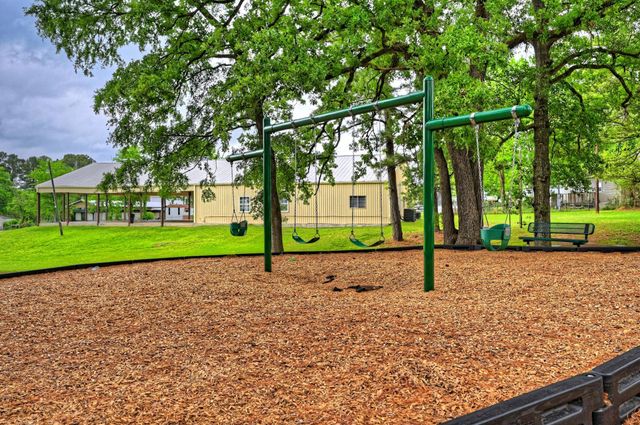 11724 White Cedar Street, Willis, TX 77318