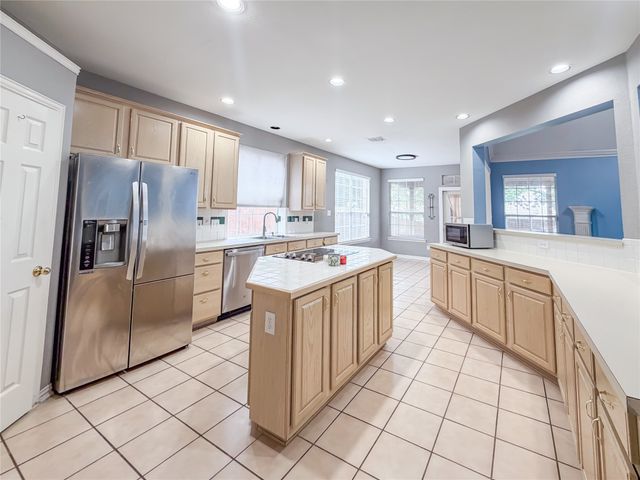 6214 Hidden Springs Lane, Garland, TX 75044