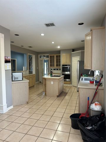 6214 Hidden Springs Lane, Garland, TX 75044
