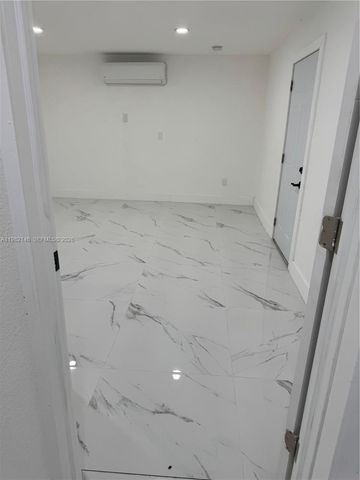 20819 NW 41st Ave Rd, Miami Gardens, FL 33055