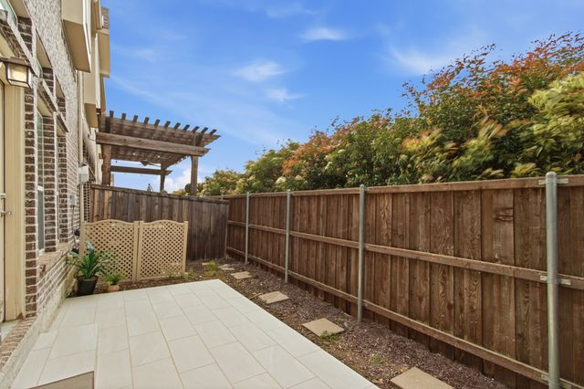 106 Preserve Place, Lewisville, TX 75067