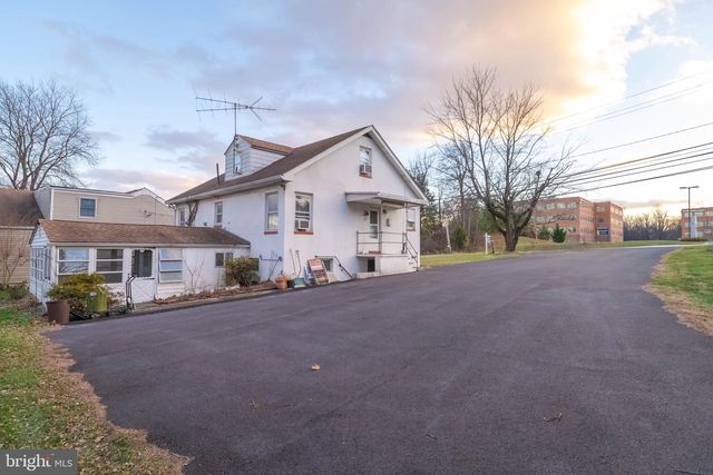 5240 KING AVE, Rosedale, MD 21237