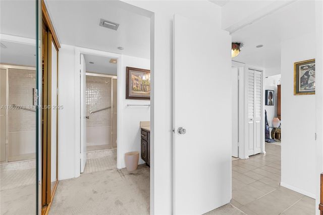 1000 Saint Charles Place 319, Pembroke Pines, FL 33026
