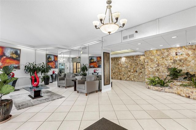 1000 Saint Charles Place 319, Pembroke Pines, FL 33026