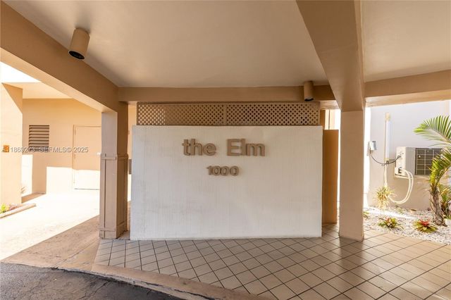 1000 Saint Charles Place 319, Pembroke Pines, FL 33026