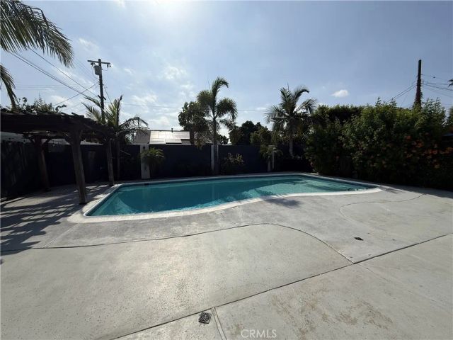 7017 Mary Ellen Ave, North Hollywood, CA 91605