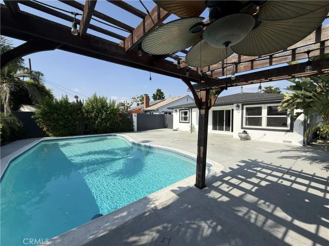 7017 Mary Ellen Ave, North Hollywood, CA 91605