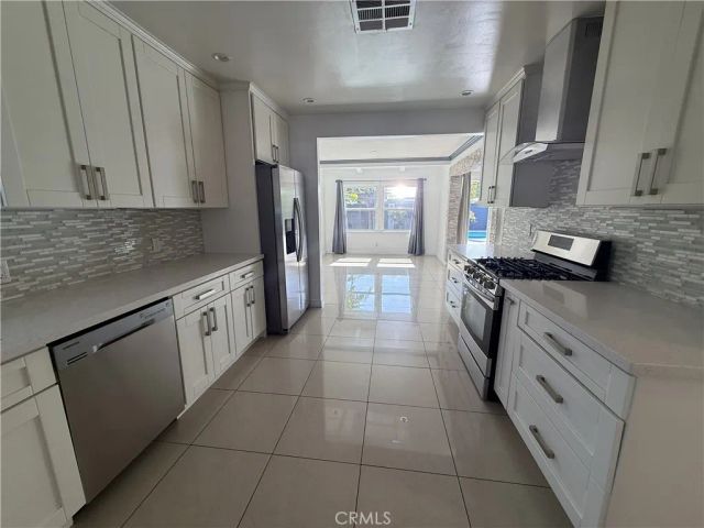7017 Mary Ellen Ave, North Hollywood, CA 91605