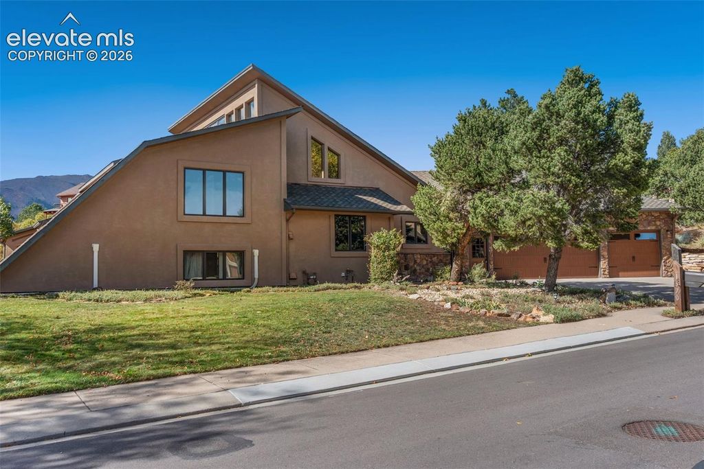 1570 Big Valley Drive, Colorado Springs, CO 80919 — photo 2