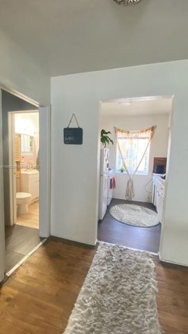 7440 Byron Ave 12B, Miami Beach, FL 33141