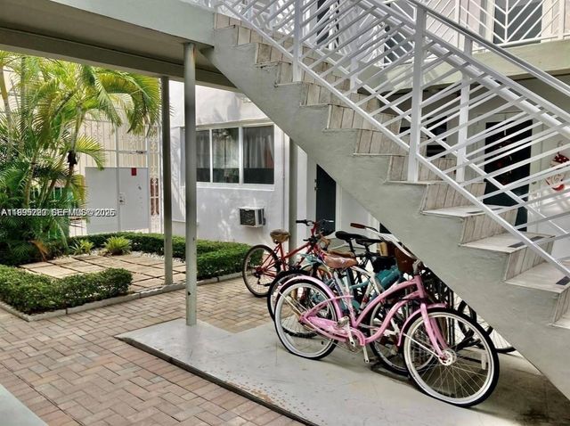 7440 Byron Ave 12B, Miami Beach, FL 33141