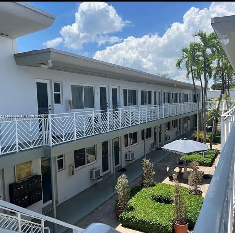 7440 Byron Ave 12B, Miami Beach, FL 33141