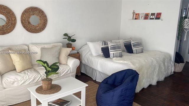 7440 Byron Ave 12B, Miami Beach, FL 33141