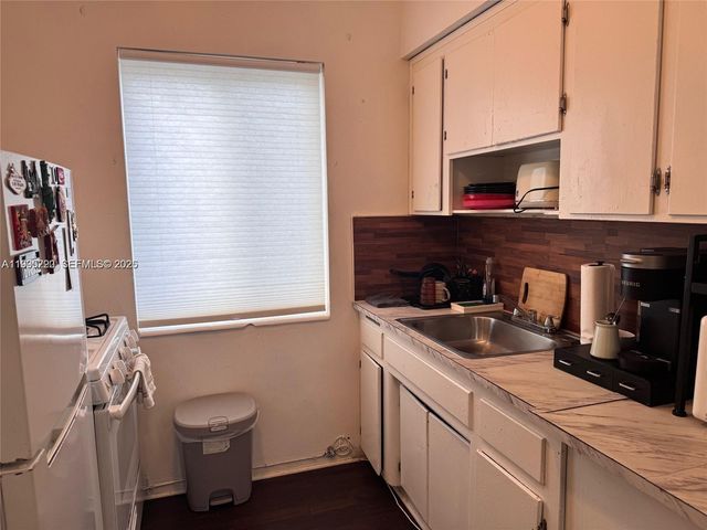 7440 Byron Ave 12B, Miami Beach, FL 33141