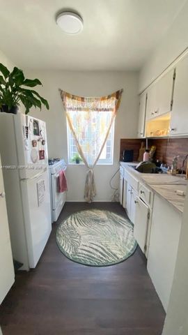 7440 Byron Ave 12B, Miami Beach, FL 33141