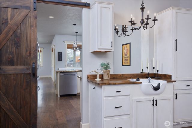 1390 S 3rd Avenue, Walla Walla, WA 99362