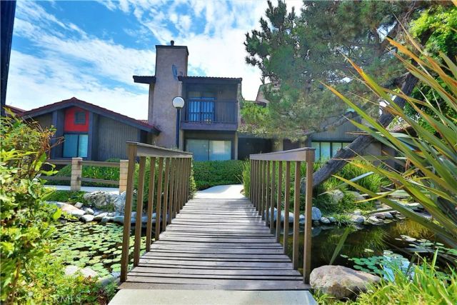 171 S Hollenbeck Avenue, Covina, CA 91723