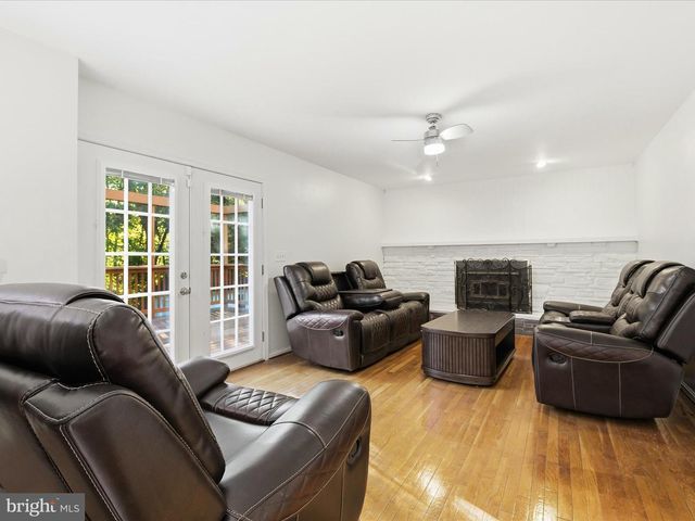 1403 PEARTREE LN, Bowie, MD 20721