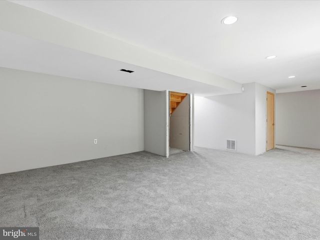 1403 PEARTREE LN, Bowie, MD 20721