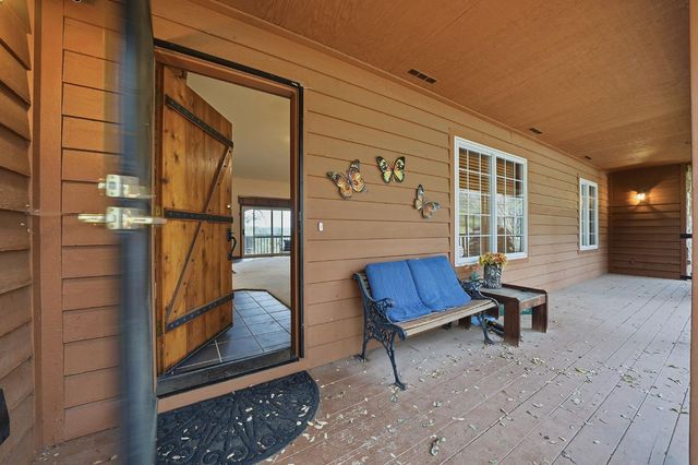 149 S Park Dr, Burson, CA 95252