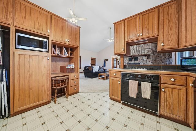 149 S Park Dr, Burson, CA 95252