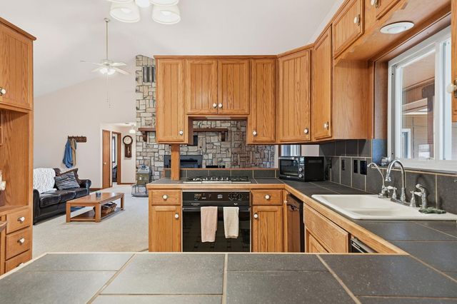 149 S Park Dr, Burson, CA 95252