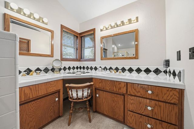 149 S Park Dr, Burson, CA 95252