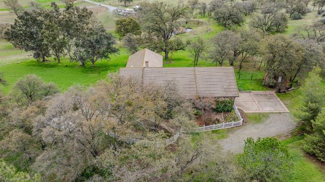 149 S Park Dr, Burson, CA 95252