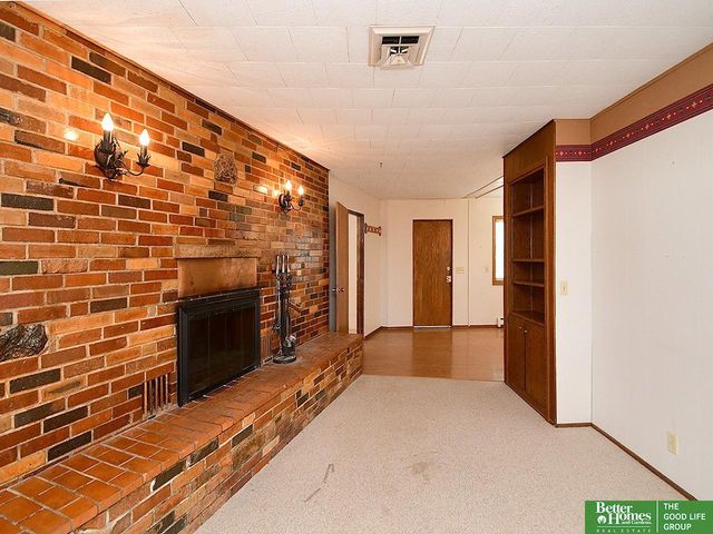 4801 S Folsom Street, Lincoln, NE 68523