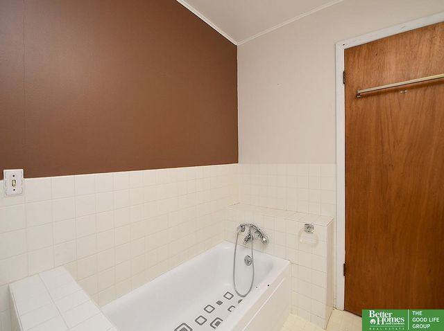 4801 S Folsom Street, Lincoln, NE 68523