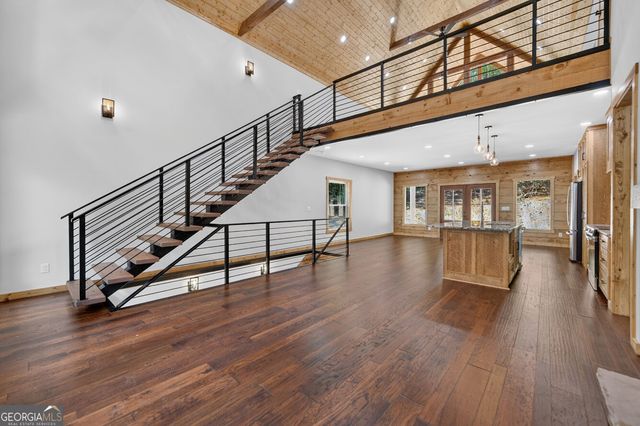 200 W Goldmine Road, Ellijay, GA 30536