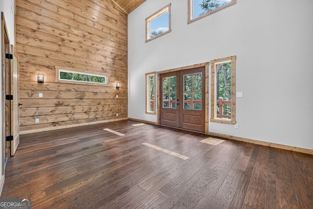 200 W Goldmine Road, Ellijay, GA 30536