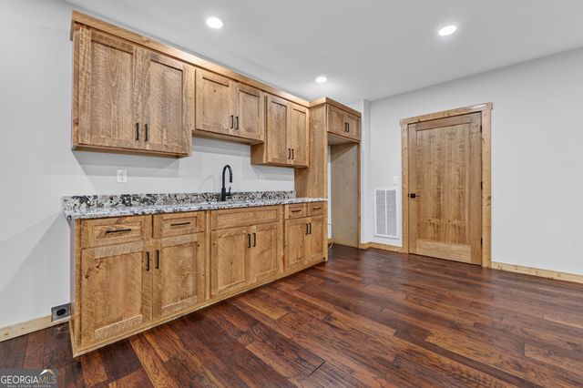 200 W Goldmine Road, Ellijay, GA 30536