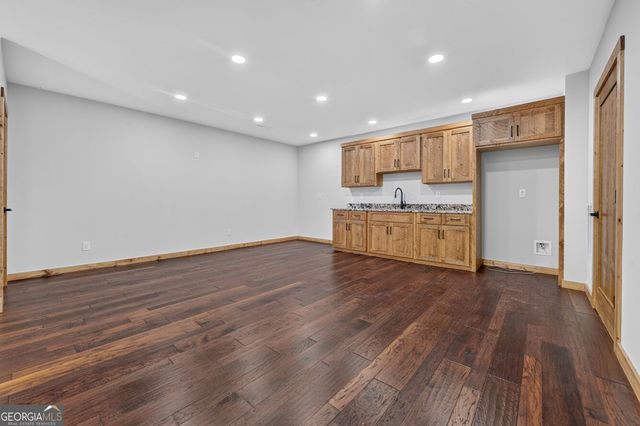 200 W Goldmine Road, Ellijay, GA 30536