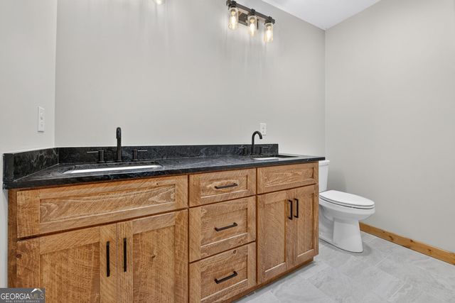 200 W Goldmine Road, Ellijay, GA 30536