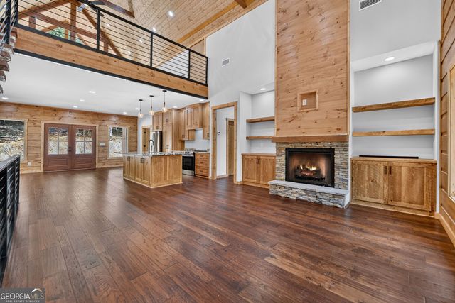200 W Goldmine Road, Ellijay, GA 30536