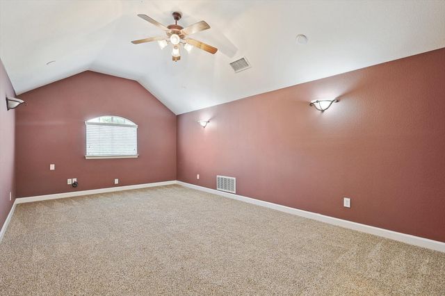 1231 Golf Club Drive, Lantana, TX 76226