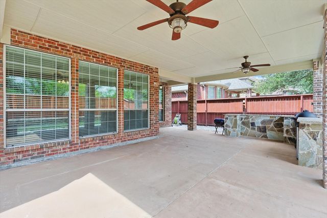1231 Golf Club Drive, Lantana, TX 76226