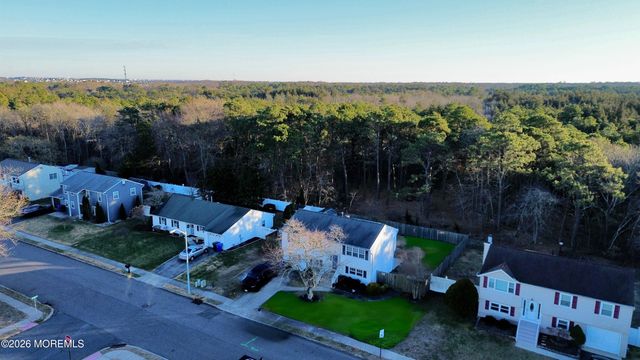 1421 Delaware Avenue, Toms River, NJ 08753