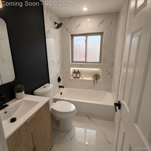 21633 Winshall Street, Saint Clair Shores, MI 48081