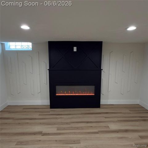 21633 Winshall Street, Saint Clair Shores, MI 48081