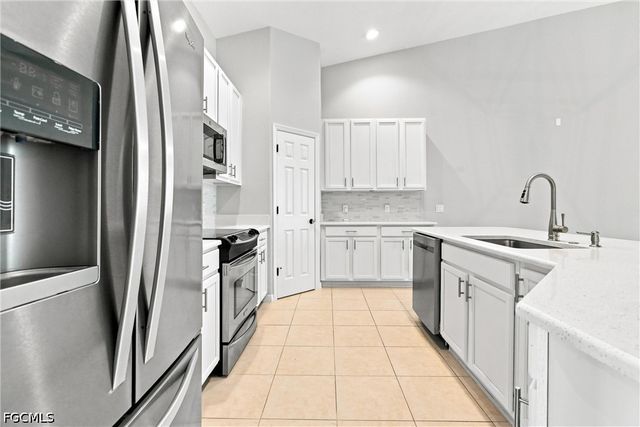 14758 Calusa Palms DR 203, Fort Myers, FL 33919