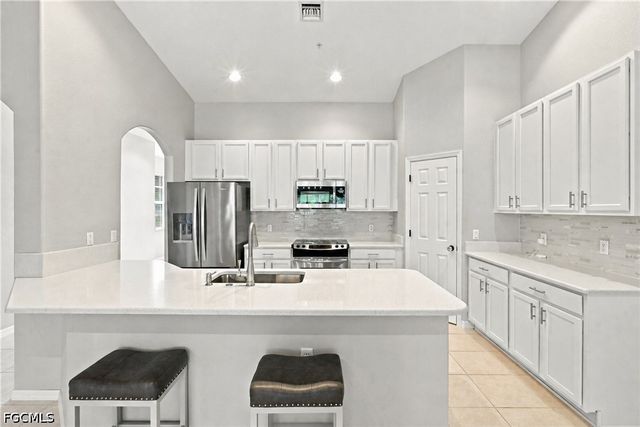 14758 Calusa Palms DR 203, Fort Myers, FL 33919