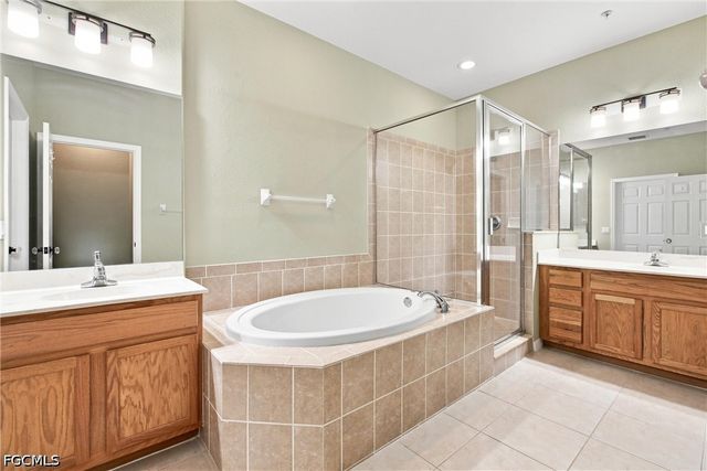 14758 Calusa Palms DR 203, Fort Myers, FL 33919