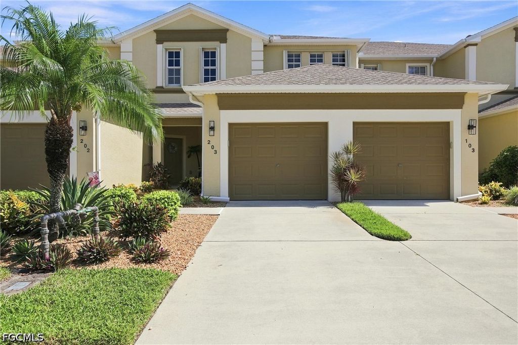 14758 Calusa Palms DR 203, Fort Myers, FL 33919