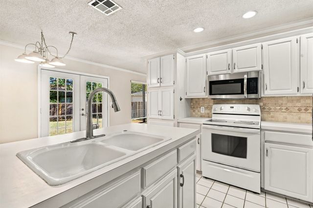 11711 E 78th Place North, Owasso, OK 74055