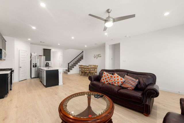 8026 Veneto Green Drive, Richmond, TX 77406