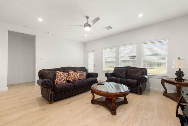 8026 Veneto Green Drive, Richmond, TX 77406
