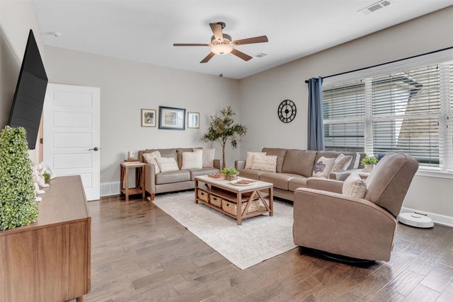 4712 CAROUSEL LN, Collierville, TN 38017