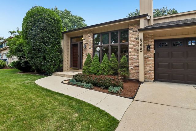 6225 Meyer Road, Woodridge, IL 60517